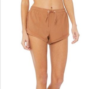 Alo Yoga Frame Runner Short